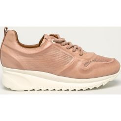 Badura - Buty skórzane. Różowe buty sportowe damskie Badura, ze skóry. W wyprzedaży za 199,90 zł.