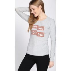 Jasnoszara Bluzka In Each Place. Szare bluzki asymetryczne Born2be, l, z długim rękawem. Za 19,99 zł.