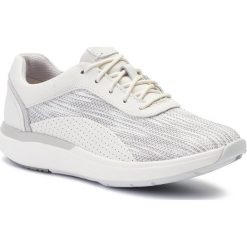 Sneakersy CLARKS - Un Cruise Lace 261401664 White. Białe półbuty damskie Clarks, ze skóry. W wyprzedaży za 199,00 zł.