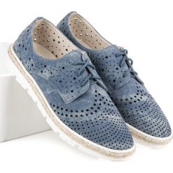 Ażurowe półbuty espadryle kaia. Espadryle damskie KYLIE, bez wzorów, ze skóry ekologicznej, bez obcasa, bez zapięcia. W wyprzedaży za 90,00 zł.