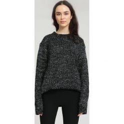 Czarny Sweter Stand. Czarne swetry klasyczne damskie marki other, l. Za 49,99 zł.