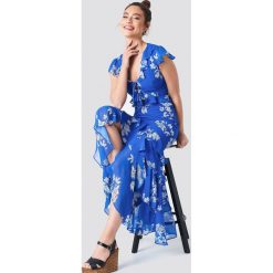 Trendyol Sukienka z falbaną i wiązaniem - Blue. Szare sukienki mini marki Trendyol, na co dzień, z elastanu, casualowe, dopasowane. Za 161,95 zł.