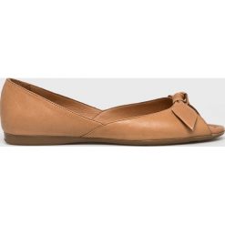 Badura - Baleriny. Pomarańczowe baleriny damskie Badura, bez wzorów, ze skóry, bez obcasa. Za 329,90 zł.