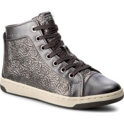 Sneakersy GEOX - J Creamy E J62L5E 0ASAJ C1009 D Dk Silver. Szare buty sportowe chłopięce marki Geox, z materiału, na zamek. W wyprzedaży za 179,00 zł.