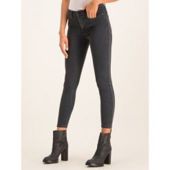 Jeansy Skinny Fit Hugo Charlie/2 50418744. Czarne jeansy damskie HUGO. W wyprzedaży za 559,00 zł.