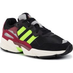 Buty adidas - Yung-96 EE7247 Cblack/Sgreen/Cburgu. Czarne półbuty męskie Adidas, z zamszu, eleganckie. W wyprzedaży za 259,00 zł.