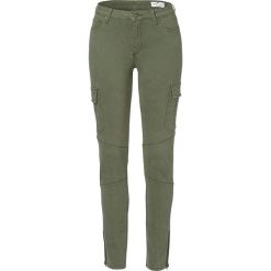 Dżinsowe bojówki - Skinny fit - w kolorze oliwkowym. Brązowe jeansy damskie Cross Jeans, l, z podwyższonym stanem. W wyprzedaży za 120,95 zł.