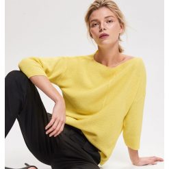 Sweter z zabudowanym dekoltem - Żółty. Żółte swetry damskie Reserved, s, bez wzorów, bez rękawów, bez kaptura. Za 59,99 zł.
