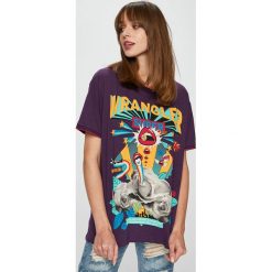 Wrangler - Top. Szare topy damskie Wrangler, l, z nadrukiem, z bawełny, z okrągłym kołnierzem. Za 139,90 zł.
