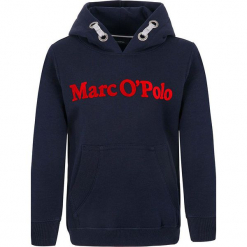 Bluza w kolorze granatowym. Niebieskie bluzy chłopięce z nadrukiem marki Marc O'Polo Junior, z bawełny. W wyprzedaży za 105,95 zł.