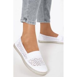 Białe Koronkowe Tenisówki Aglanome. Białe trampki i tenisówki damskie Born2be, bez wzorów, z koronki, bez zapięcia. Za 39,99 zł.