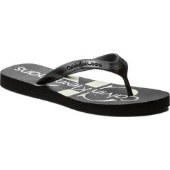 Japonki Calvin Klein Jeans Dash S0063. Białe kapcie męskie Calvin Klein Jeans, z jeansu. W wyprzedaży za 99,00 zł.