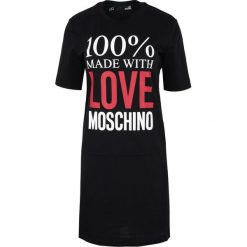 Sukienka Love Moschino. Czarne kombinezony damskie Love Moschino, bez wzorów, z bawełny, z włoskim kołnierzykiem, bez rękawów. Za 549,00 zł.