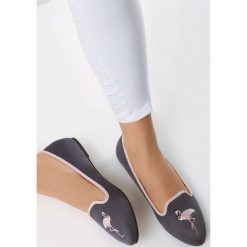 Granatowe Lordsy Flamingo. Niebieskie baleriny damskie Born2be, z materiału, z okrągłym noskiem, bez obcasa, na płaskiej podeszwie. Za 24,99 zł.