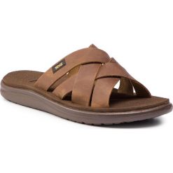 Klapki TEVA - Voya Slide Leather 1102515 Pecan. Pomarańczowe klapki męskie Teva, ze skóry ekologicznej, bez zapięcia. W wyprzedaży za 149,00 zł.