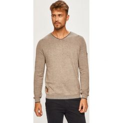 Camel Active - Sweter. Czerwone swetry męskie Camel Active, s, bez wzorów, z bawełny, bez kołnierzyka, bez kaptura. W wyprzedaży za 239,90 zł.
