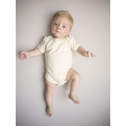 Body motylkowe z krótkim rękawem 74. Body niemowlęce NANAF ORGANIC, bez wzorów, z krótkim rękawem. Za 34,99 zł.
