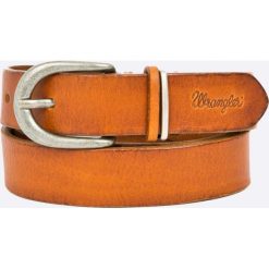 Wrangler - Pasek skórzany. Pomarańczowe paski damskie Wrangler, w paski, ze skóry. W wyprzedaży za 99,90 zł.