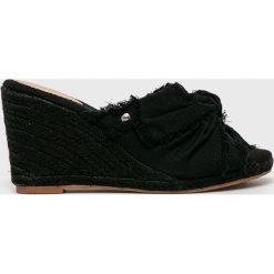 Pepe Jeans - Buty. Czarne koturny damskie . W wyprzedaży za 179,90 zł.