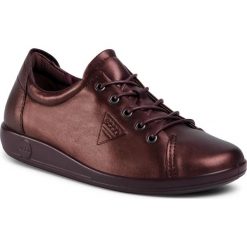 Półbuty ECCO - Soft 2.0 20650351485 Fig Metallic. Czerwone półbuty damskie ecco, na co dzień, bez wzorów, ze skóry, bez obcasa, na płaskiej podeszwie, bez zapięcia. Za 379,00 zł.