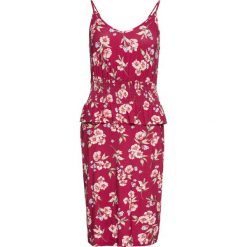 Sukienka letnia z dżerseju bonprix magenta w kwiatki. Różowe sukienki damskie bonprix, na lato, w kwiaty, z dżerseju, bez kołnierzyka, bez rękawów. Za 89,99 zł.