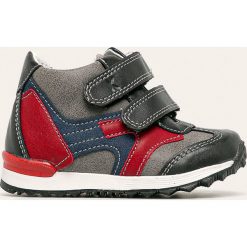 Kornecki - Buty dziecięce. Szare trampki chłopięce Kornecki, bez wzorów, z gumy, sportowe, bez zapięcia. Za 149,90 zł.