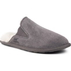 Kapcie SOREL - Hadley NL3326 Quarry 052. Szare klapki damskie Sorel, bez wzorów, ze skóry, bez obcasa. W wyprzedaży za 199,00 zł.
