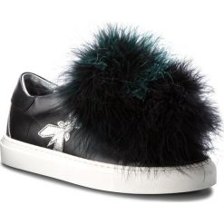 Sneakersy Patrizia Pepe 2V8431/A4N1-K103. Czarne półbuty damskie Patrizia Pepe, bez wzorów, bez obcasa, bez zapięcia. W wyprzedaży za 549,00 zł.
