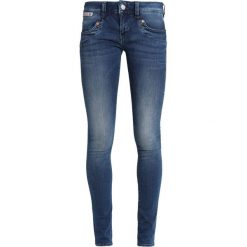 Herrlicher PIPER SLIM Jeansy Slim Fit fern blue. Niebieskie jeansy damskie marki Herrlicher, bez wzorów, z elastanu. Za 509,00 zł.