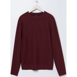 Gładki sweter - Bordowy. Czerwone swetry męskie Sinsay, s, bez wzorów, bez kołnierzyka, bez kaptura. Za 49,99 zł.
