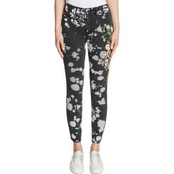 Dżinsy - Slim fit - w kolorze czarnym. Czarne jeansy damskie Oui. W wyprzedaży za 257,95 zł.