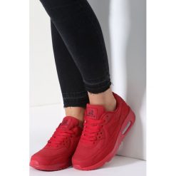 Czerwone Buty Sportowe Targetes. Czerwone buty sportowe damskie marki Inny, bez wzorów, sportowe. Za 99,99 zł.