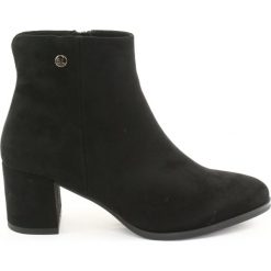 Botki czarne Sergio Leone 520. Czarne botki damskie Sergio Leone, na zimę, z zamszu, eleganckie, bez obcasa, na obcasie, bez zapięcia. W wyprzedaży za 139,00 zł.