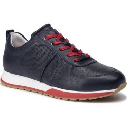 Sneakersy WOJAS - 9021-56 Granatowy. Niebieskie sneakersy męskie Wojas, bez zapięcia. W wyprzedaży za 289,00 zł.