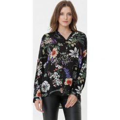 Czarna Koszula Haisley. Czarne bluzki damskie Born2be, xl, bez wzorów, z jeansu, eleganckie, ze stójką, bez rękawów. Za 49,99 zł.