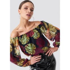 NA-KD Boho Szyfonowa bluzka z odkrytymi ramionami - Black,Multicolor. Czarne bluzki damskie marki NA-KD Boho, bez wzorów, z szyfonu, boho, bez kołnierzyka, bez rękawów. W wyprzedaży za 32,38 zł.