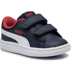 Sneakersy PUMA - Smash V2 L V Inf 365174 13 Peacoat/Puma White. Niebieskie trampki chłopięce Puma, bez wzorów, ze skóry ekologicznej, na rzepy. W wyprzedaży za 119,99 zł.