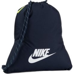 Plecak NIKE - BA5901 451 Granatowy. Niebieskie plecaki męskie Nike, bez wzorów, z materiału, sportowe. Za 69,00 zł.