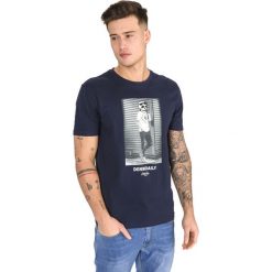 Jack & Jones Skurl Koszulka Niebieski. Niebieskie podkoszulki męskie Jack & Jones, xl, z nadrukiem, z bawełny, z krótkim rękawem. Za 64,95 zł.