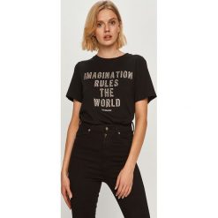 Trussardi Jeans - T-shirt. Białe bluzki damskie Trussardi Jeans, s, z nadrukiem, z bawełny, klasyczne, z okrągłym kołnierzem, z krótkim rękawem. Za 259,90 zł.