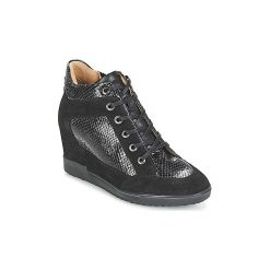 Buty Geox D CARUM. Trampki i tenisówki damskie Geox. Za 365,40 zł.