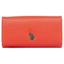 U.S. POLO ASSN. portfel damski czerwony Portsmouth. Czerwone portfele damskie U.S. Polo Assn., bez wzorów. Za 209,00 zł.