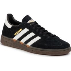 Buty adidas - Handball Spezial DB3021 Cblack/Ftwwht/Gum5. Czarne sneakersy męskie Adidas, na co dzień, bez wzorów, z zamszu, bez zapięcia. Za 399,00 zł.