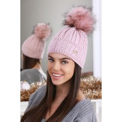 Czapka BLUMA WHITE PINK. Różowe szaliki damskie . W wyprzedaży za 29,00 zł.