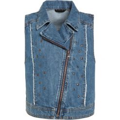 Sisley Kamizelka blue denim. Niebieskie kamizelki dziewczęce marki Sisley, z bawełny. W wyprzedaży za 135,85 zł.