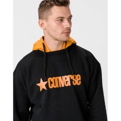 Converse Bluza Czarny. Czarne bluzy męskie Converse, l, z nadrukiem, z bawełny, bez kołnierzyka, bez rękawów, bez kaptura. Za 359,95 zł.
