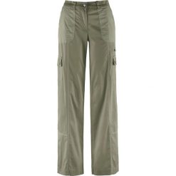 Spodnie bojówki Loose Fit bonprix oliwkowy. Zielone spodnie damskie bonprix, bez wzorów. Za 109,99 zł.