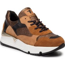 Sneakersy TOGOSHI - TG-03-03-000113 687. Pomarańczowe półbuty damskie Togoshi, bez wzorów, ze skóry, bez obcasa, na płaskiej podeszwie, bez zapięcia. W wyprzedaży za 269,00 zł.