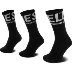 Zestaw 3 par wysokich skarpet unisex DIESEL - Skm Ray Threepack 00SAYJ 0QATV E4101 AH900. Czarne skarpetki damskie Diesel, bez wzorów, z elastanu. Za 109,00 zł.