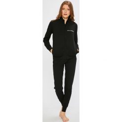 Emporio Armani - Piżama. Czarne piżamy damskie Emporio Armani, s, bez wzorów, z elastanu, bez rękawów. W wyprzedaży za 359,90 zł.